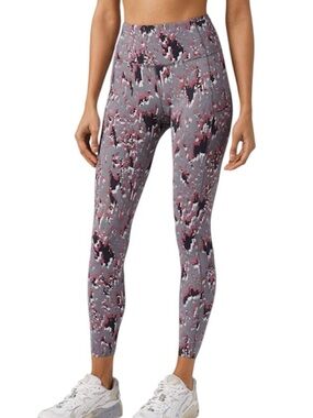 Lululemon Fast and Free High Rise Tight 25" size 6 NWOT